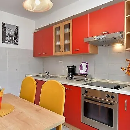 2074 Hotel 4*