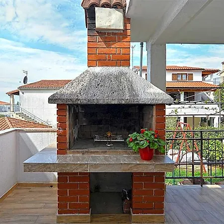 2074 4* Poreč